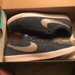 Nike Sb low blazers